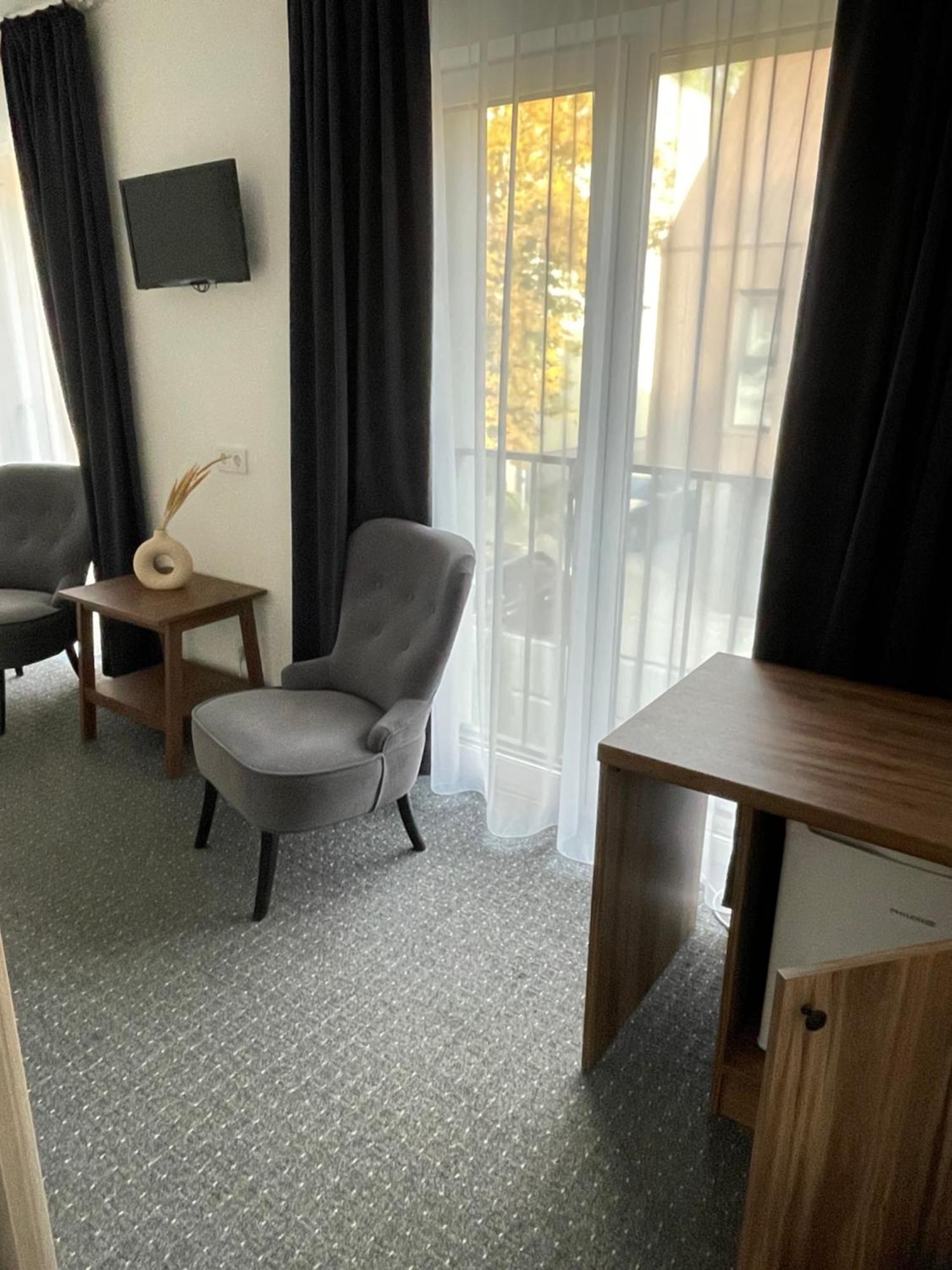 Izabeles Apartamentai 帕兰加 外观 照片