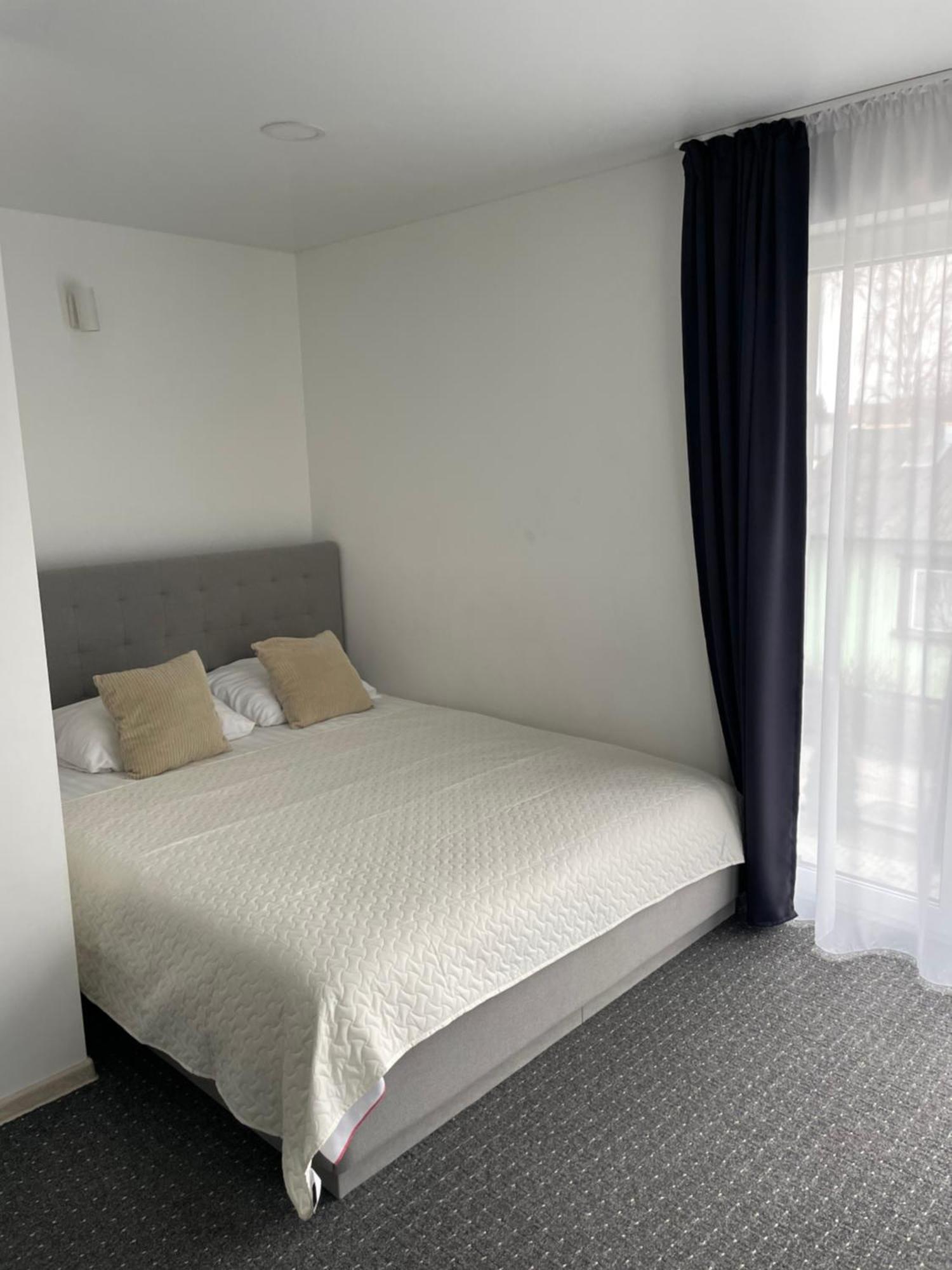 Izabeles Apartamentai 帕兰加 外观 照片