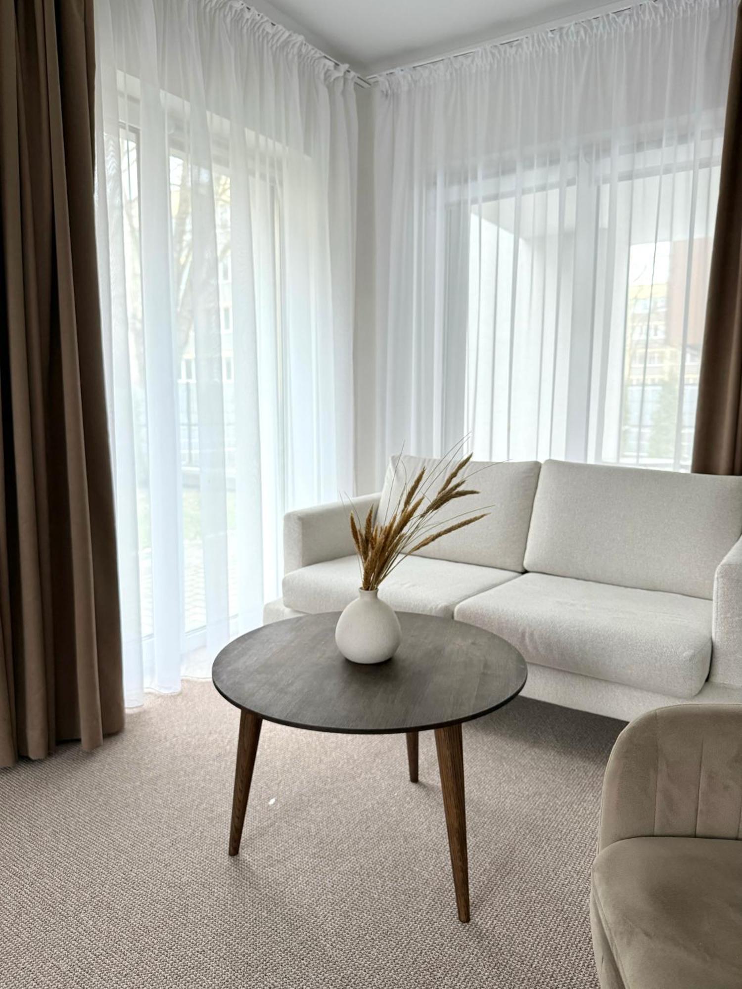 Izabeles Apartamentai 帕兰加 外观 照片