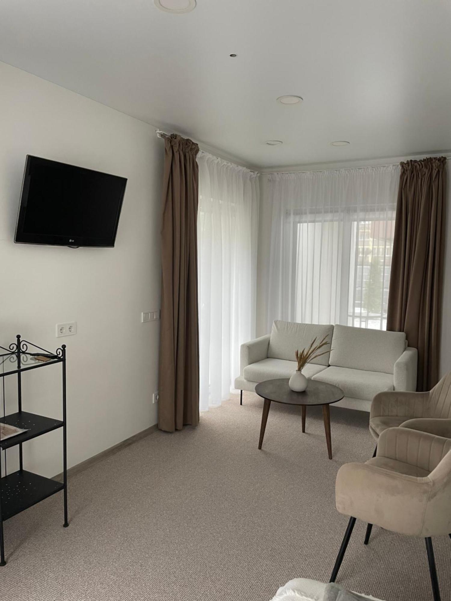 Izabeles Apartamentai 帕兰加 外观 照片