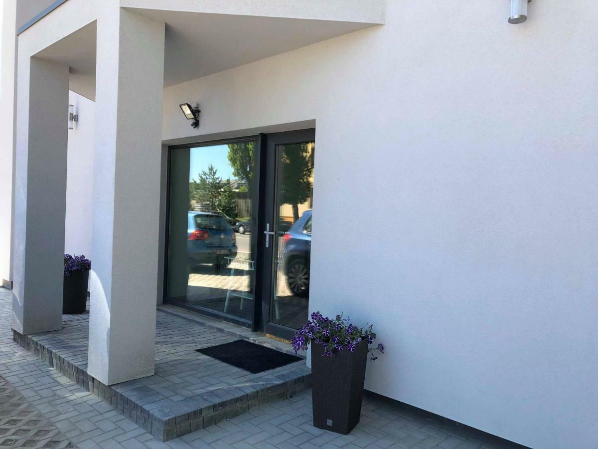Izabeles Apartamentai 帕兰加 外观 照片